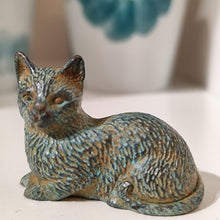 Charger l&#39;image dans la galerie, Mini chat bronze
