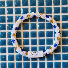 Load image into Gallery viewer, Bracelet en perles du Népal - Violet
