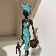 Charger l&#39;image dans la galerie, Petit bronze africain
