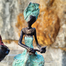 Charger l'image dans la galerie, Petit bronze africain assis
