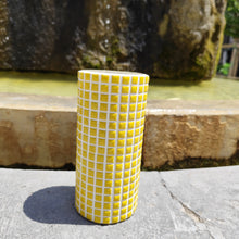 Load image into Gallery viewer, Vase Mosaïque jaune Artyana Aix en Provence 
