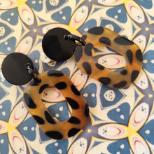 Load image into Gallery viewer, CLIPS boucles d'oreilles laquées
