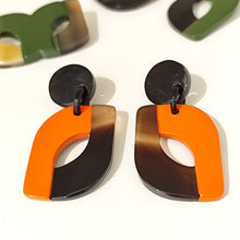 Charger l&#39;image dans la galerie, CLIPS boucles d&#39;oreilles laquées
