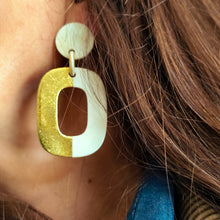 Charger l'image dans la galerie, CLIPS boucles d'oreilles laquées et dorées
