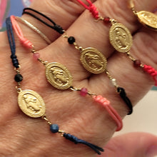 Load image into Gallery viewer, Bracelets Santa
