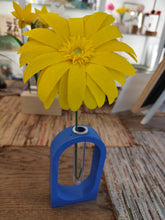 Load image into Gallery viewer, Gerbera - Les fleurs de Justine
