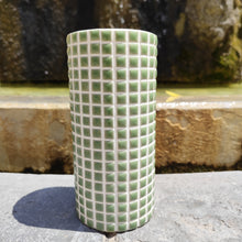Load image into Gallery viewer, Vase Mosaïque vert Artyana Aix en Provence 

