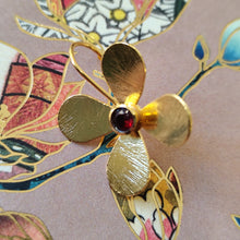 Charger l'image dans la galerie, Boucles d'oreilles Lina - Fleurettes
