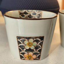 Load image into Gallery viewer, Gobelets porcelaine
