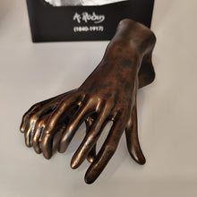 Load image into Gallery viewer, Mains - Rodin
