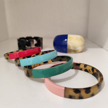 Charger l&#39;image dans la galerie, Bracelets manchettes laqués
