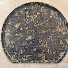 Charger l&#39;image dans la galerie, Plateau japonais 1/2 lune bleu tapisser
