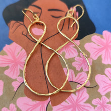Load image into Gallery viewer, Boucles d'oreilles Lina - infini
