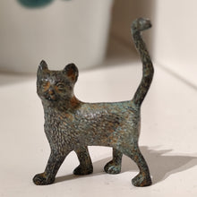 Charger l&#39;image dans la galerie, Mini chat bronze
