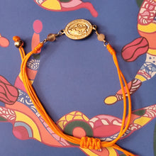 Load image into Gallery viewer, Bracelets Santa
