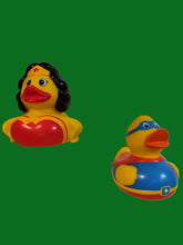Load image into Gallery viewer, Canard Superman
