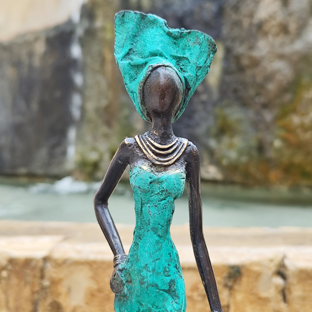 Femme bronze - 26 cm