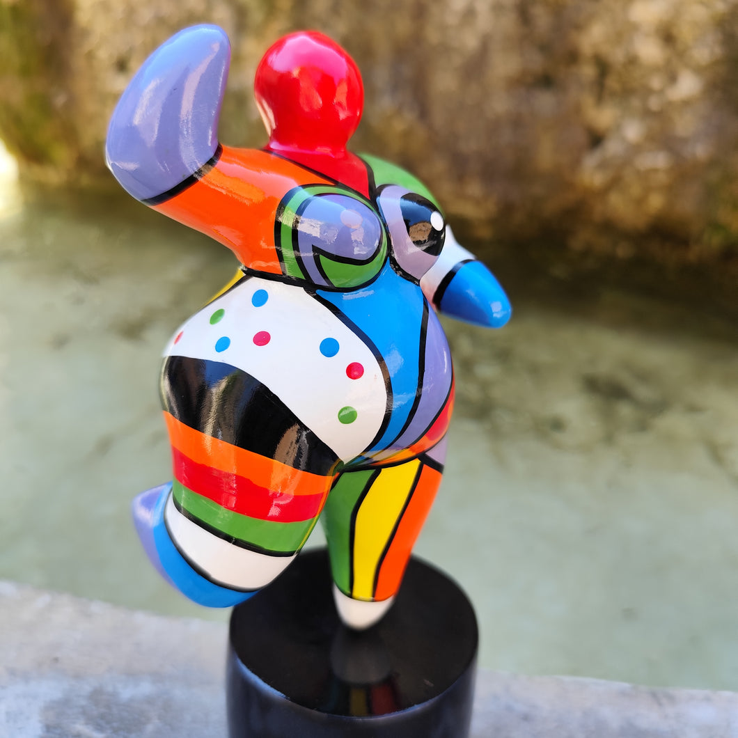 Dolly sculpture femme artyana Aix en Provence 