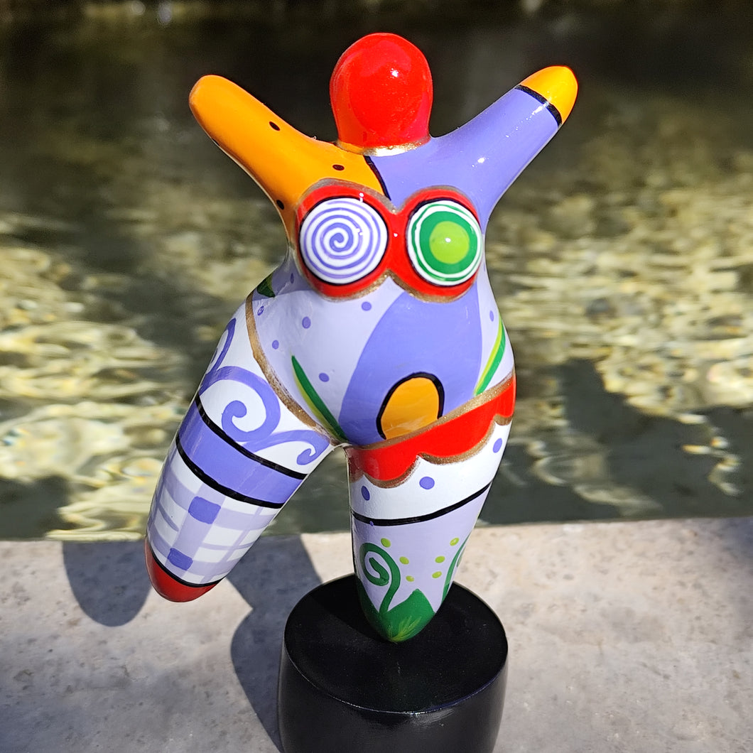 Nana sculpture femme artyana Aix en Provence 