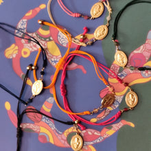 Load image into Gallery viewer, Bracelets Santa
