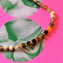 Load image into Gallery viewer, Bracelet pierres élastique
