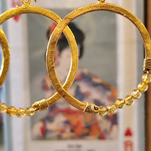 Charger l'image dans la galerie, Boucles d'oreilles Lina - Créoles perlées
