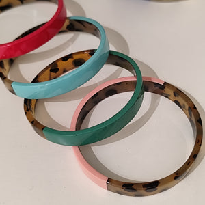 Bracelets manchettes laqués