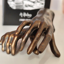 Load image into Gallery viewer, Mains - Rodin
