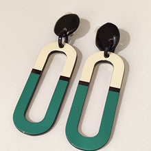 Charger l&#39;image dans la galerie, CLIPS boucles d&#39;oreilles laquées
