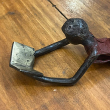Charger l&#39;image dans la galerie, burkina bronze aix
