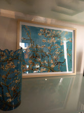 Charger l&#39;image dans la galerie, Les amandiers en fleurs - Vincent Van Gogh

